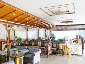 Mike Hotel - Image 3