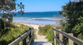 Modern Queen Studio - 6 Min Walk to Beach - Image 4