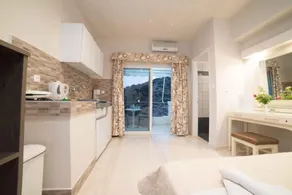 Pallada Apartment - Image 2