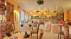 Sovereign Hotel - Image 4