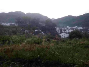 Wuyuan Shicheng Lingyan Inn - Image 3