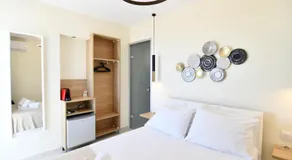 Cocoon Hotel-Beach bar - Image 2