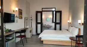 Kelly Field Homestay - Image 2