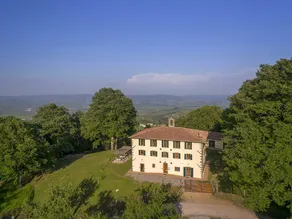 Fitness Room and Panoramic Views Farmhouse - Image 3