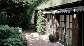 von Deska Townhouses - Ivy House - Image 4