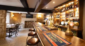 The Fox at Barrington - Image 2