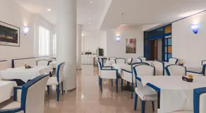 CENTRO HOTEL - Venice Airport - Image 3