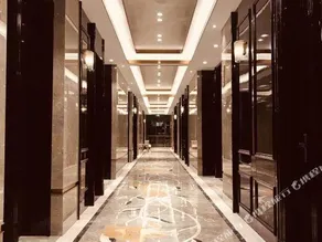 Xining Mansion - Image 5