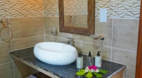 La Maison Figaro Guest House - Spacious Island Stay in La Digue - Image 5