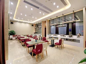 Lavande Hotel Zhongshan Tanzhou Commercial Center - Image 3
