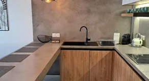 Courtyard Luxury Suites “ APOSTOLOS” - Image 3