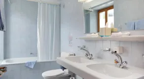 Hotel Stätzerhorn - Image 2