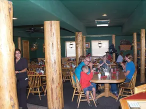 Three Bear Lodge - Image 4