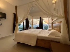 Peaceful 3BHK holiday home with Kitchen and Garden - Image 2