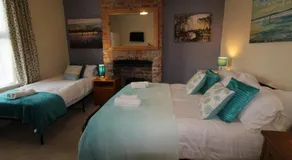 Andover House - Image 2