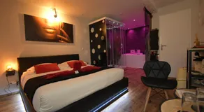 SPA privatif Love room, Le Hammam et Bulles, chez Nuits Chartraines - Image 2