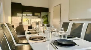 145 m2 4-Bedroom Apartment with Balcony & Free Parking - Image 3