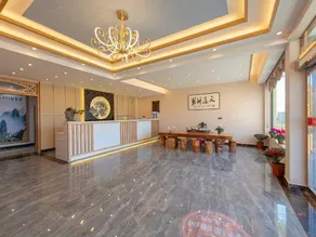 Linglong Yage Holiday Hotel (Lijiang Sanyi International Airport) - Image 2