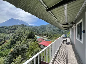 Kanso Hill Guesthouse - Image 5