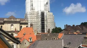 LA MANSARDE - AU CŒUR DE LA VIEILLE VILLE - Image 4
