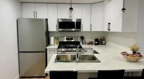 MLK Stay New 2BR Suite Near River Trails, Golf & Henday - Image 4