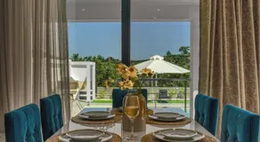 Johnny's White Luxury Villa - Image 5