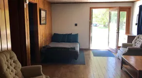 Steffen's Cedar Lodge - Image 2