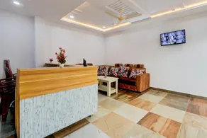 Hotel O Living Tree In - Image 5
