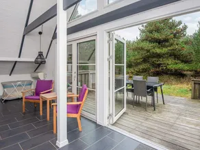 10 person holiday home in Blåvand - Image 5