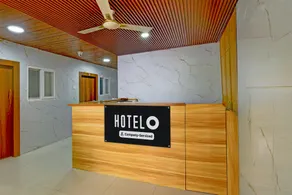 Hotel O Saibaba Temple Chintal Formerly Himagiri Luxury Room - Image 2