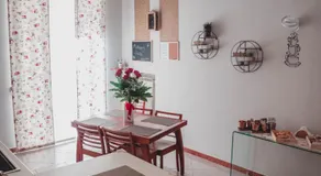 Mulberry House - Image 4
