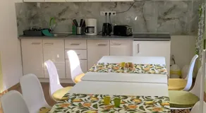 Manyi Villa - Image 3