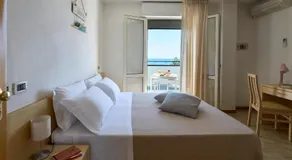 Hotel Dolores - Image 2