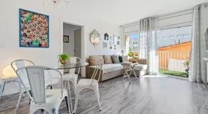 Hauzify I Apartament Zulú Cubelles - Image 2
