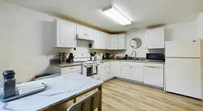 Updated Douglas Apartment, Near Downtown and Skiing - Image 5
