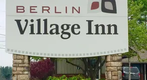 Berlin Village Inn - Image 4