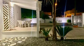 Salento Villa Cice, AC - WiFi - BBQ - attrezzatura da spiaggia - parcheggio privato sorvegliato, Due unità abitative indipendenti e giardino a due passi dal mare - Torre Ovo - Image 5