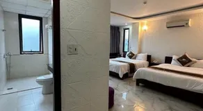 White Rose Hotel - Image 5