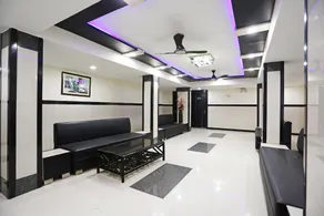 OYO 9050 Hotel Saya - Image 3