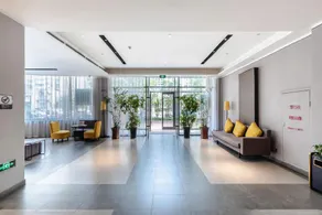 Home Inn Plus Tianjin Eye Ancient Culture Street - Image 3