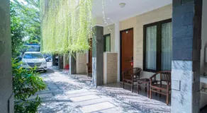 RedDoorz Plus Syariah @ Jalan Dokter Wahidin Bojonegoro - Image 4