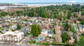 Montlake Studio in Spite House - Image 5