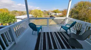 The Blue House - Image 5