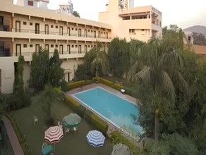 Nav Ratan Palace - Image 3