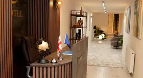 EL hotel - Image 5