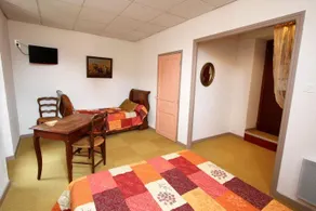 Logis Hotel Le Prieure - Image 2