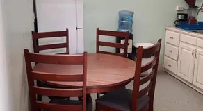 D's Inn - Image 5