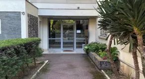 Le cosy Cusset proche Astroballe Lyon avec place de parking privative - Image 5