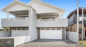 Dog friendly Paradise, 1-2B Bagnall Ave - water views, air con, Wi-Fi - Image 5