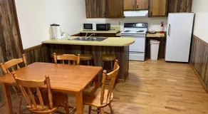 PINE VALLEY MOTEL - Image 4